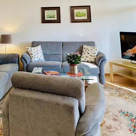 Fortuna Haupthaus Ii Og Rechts