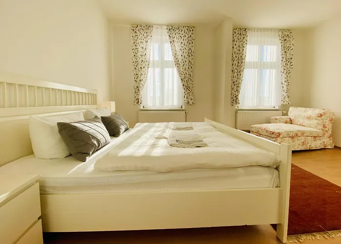 Fortuna Haupthaus Ii Og Rechts *